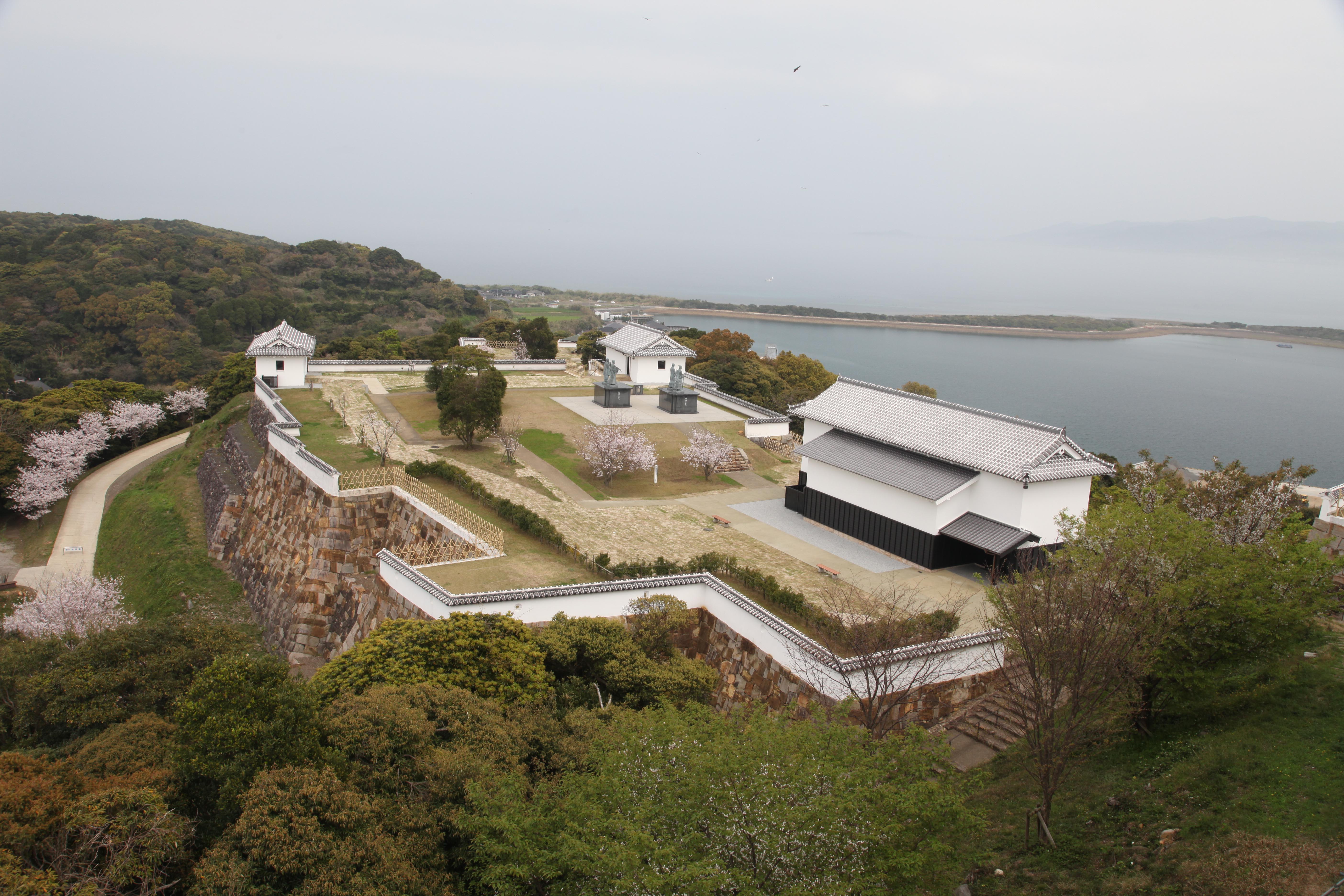 野花 卯月 富岡城跡物語―富岡城の歴史と調査・整備の記録 | www.iuggu.ru